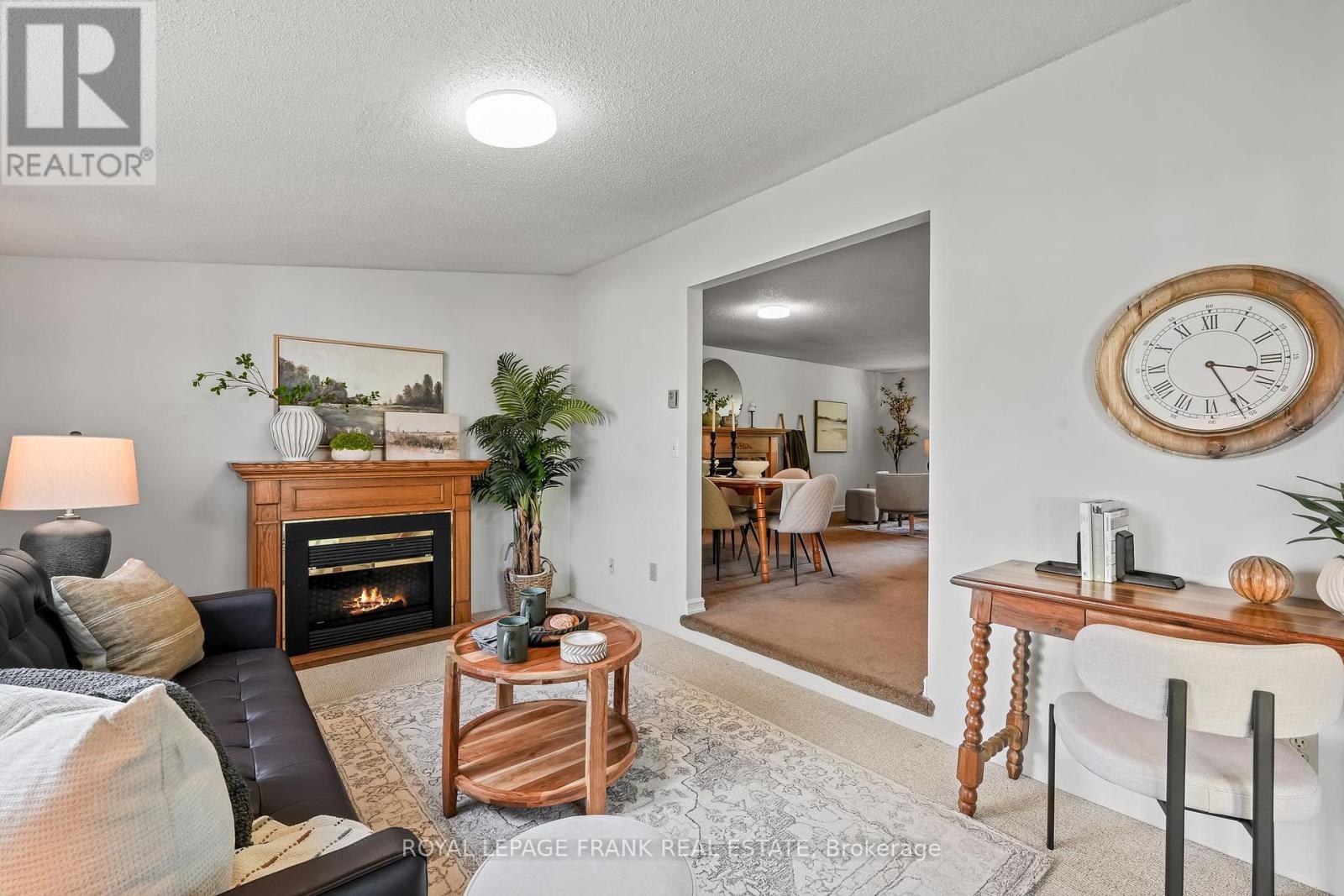 












185 WILMOT TRAIL

,
Clarington (Newcastle),




Ontario
L1B1B9

