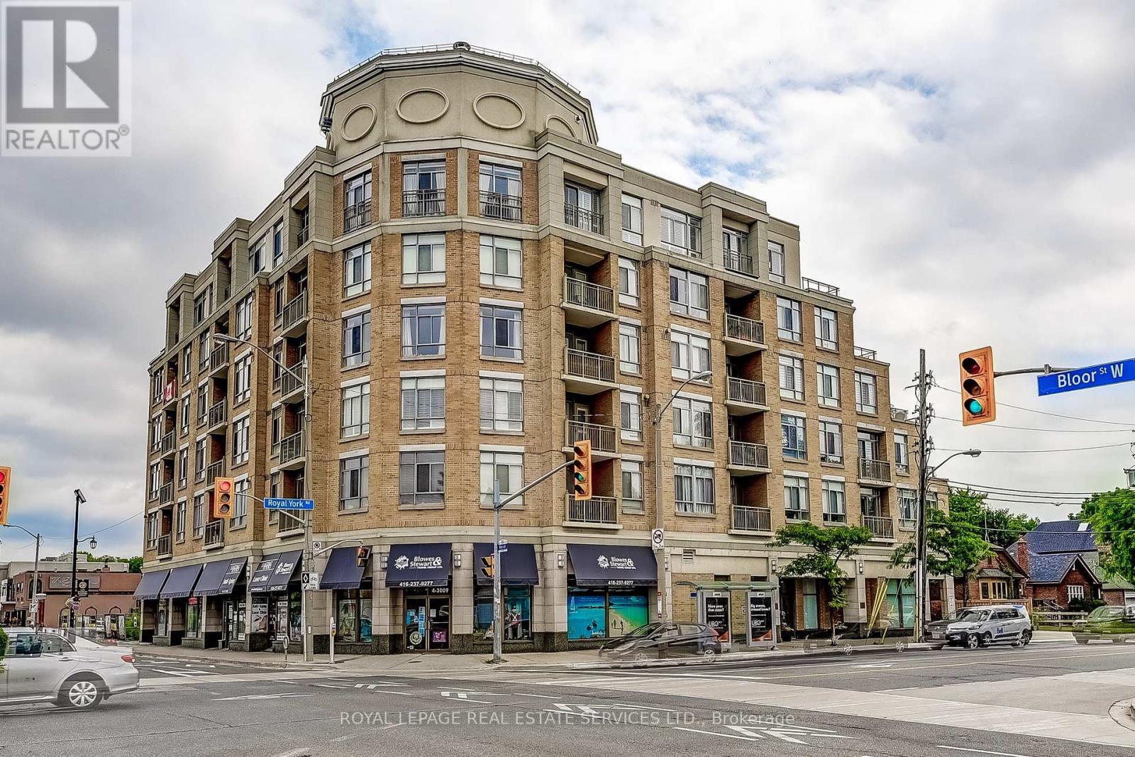 












208 - 935 ROYAL YORK ROAD

,
Toronto,




Ontario
M8Y4H1


