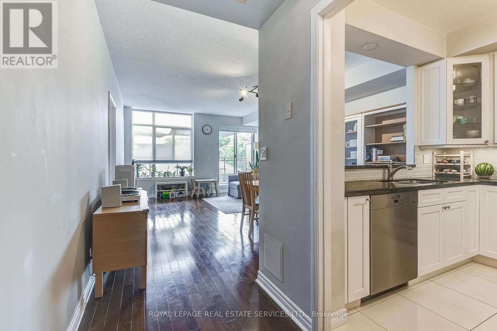 












208 - 935 ROYAL YORK ROAD

,
Toronto,




Ontario
M8Y4H1

