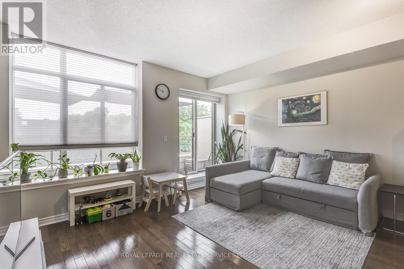 












208 - 935 ROYAL YORK ROAD

,
Toronto,




Ontario
M8Y4H1


