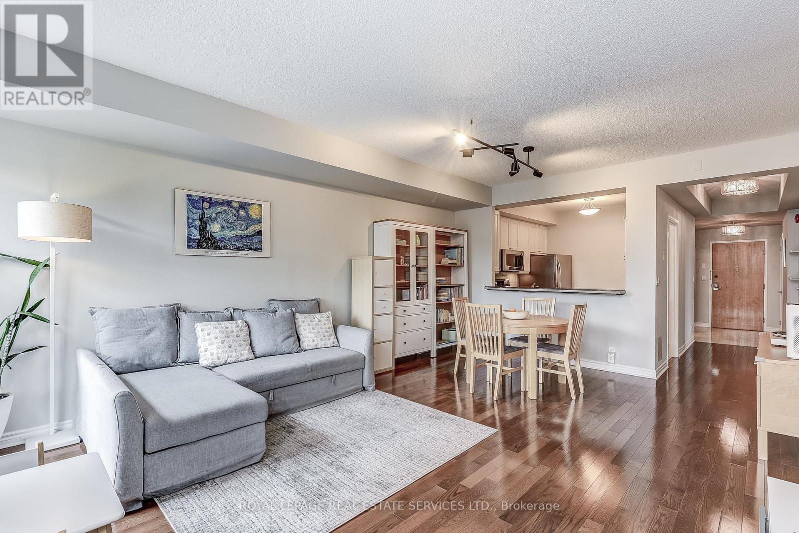 












208 - 935 ROYAL YORK ROAD

,
Toronto,




Ontario
M8Y4H1

