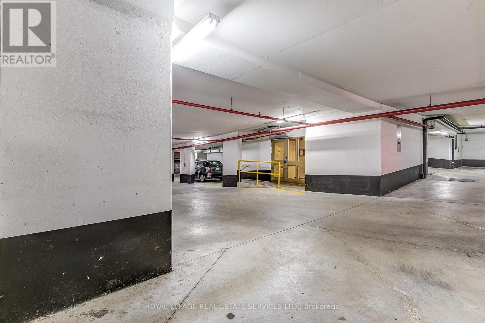 












208 - 935 ROYAL YORK ROAD

,
Toronto,




Ontario
M8Y4H1


