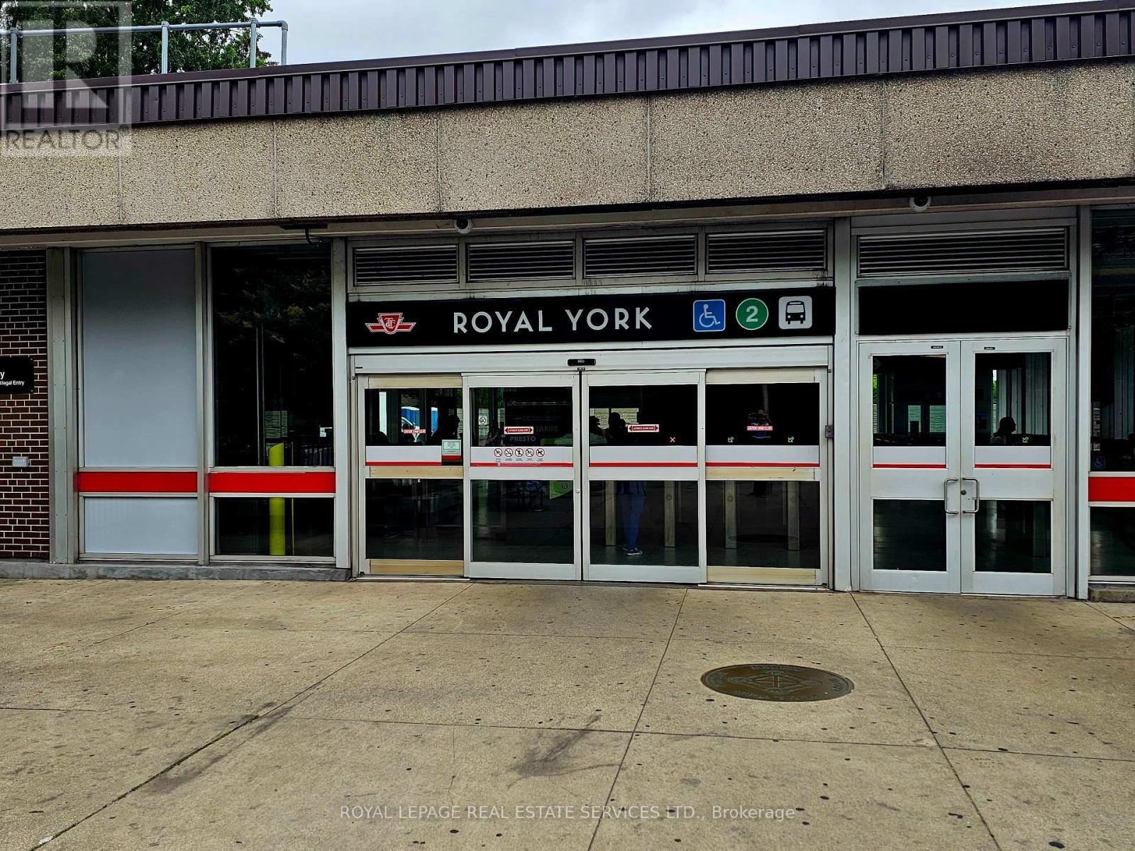 












208 - 935 ROYAL YORK ROAD

,
Toronto,




Ontario
M8Y4H1

