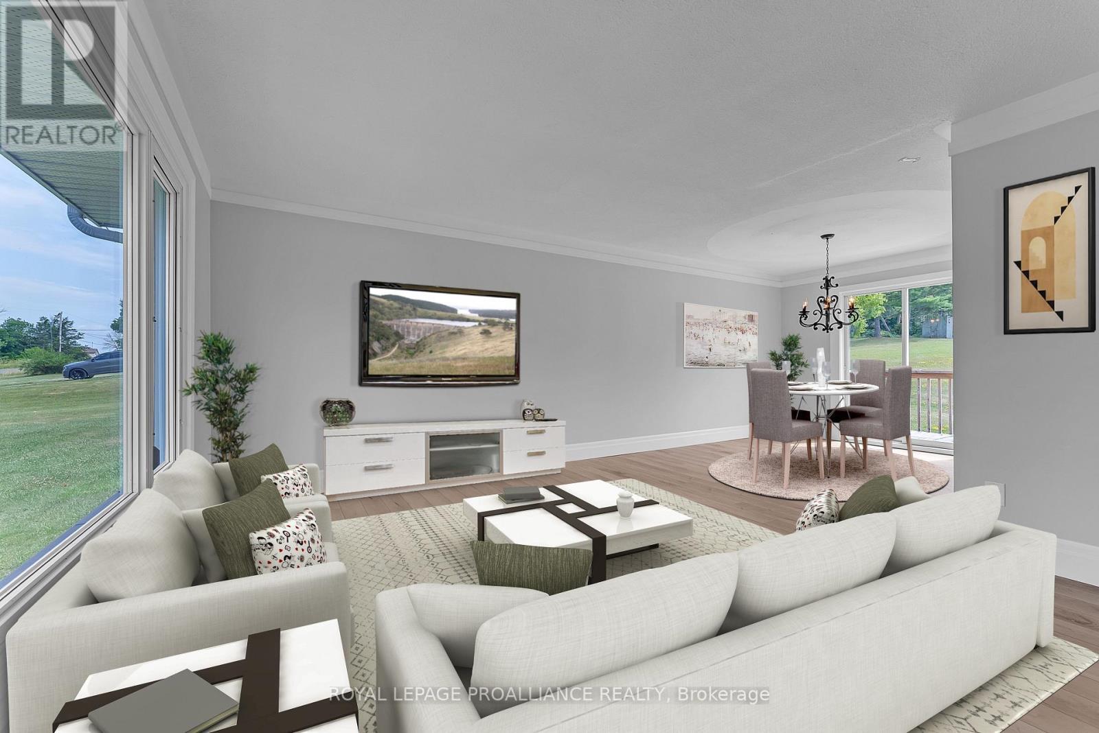 












42 ROSLIN ROAD

,
Belleville (Thurlow Ward),




Ontario
K0K2Y0

