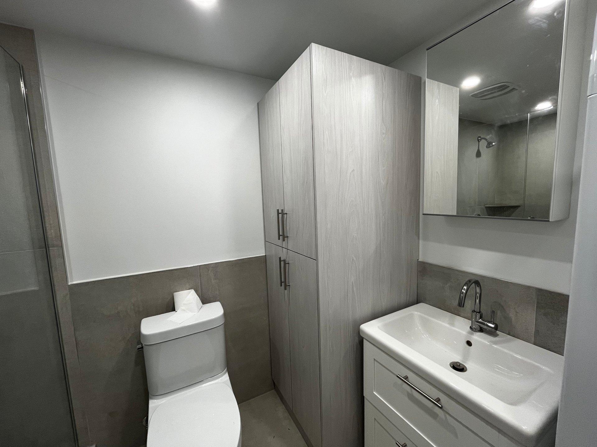 









2975


Av. Barclay

, 2,
Montréal (Côte-des-Neiges/Notre-Dame-de-Grâce),




QC
H3S1J8

