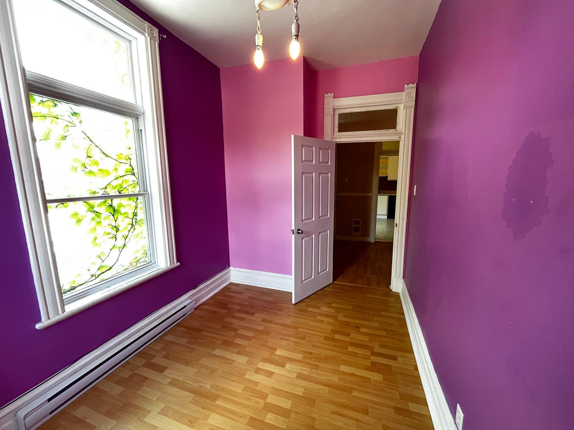 









1642


Boul. Gouin O.

,
Montréal (Ahuntsic-Cartierville),




QC
H3M1A9

