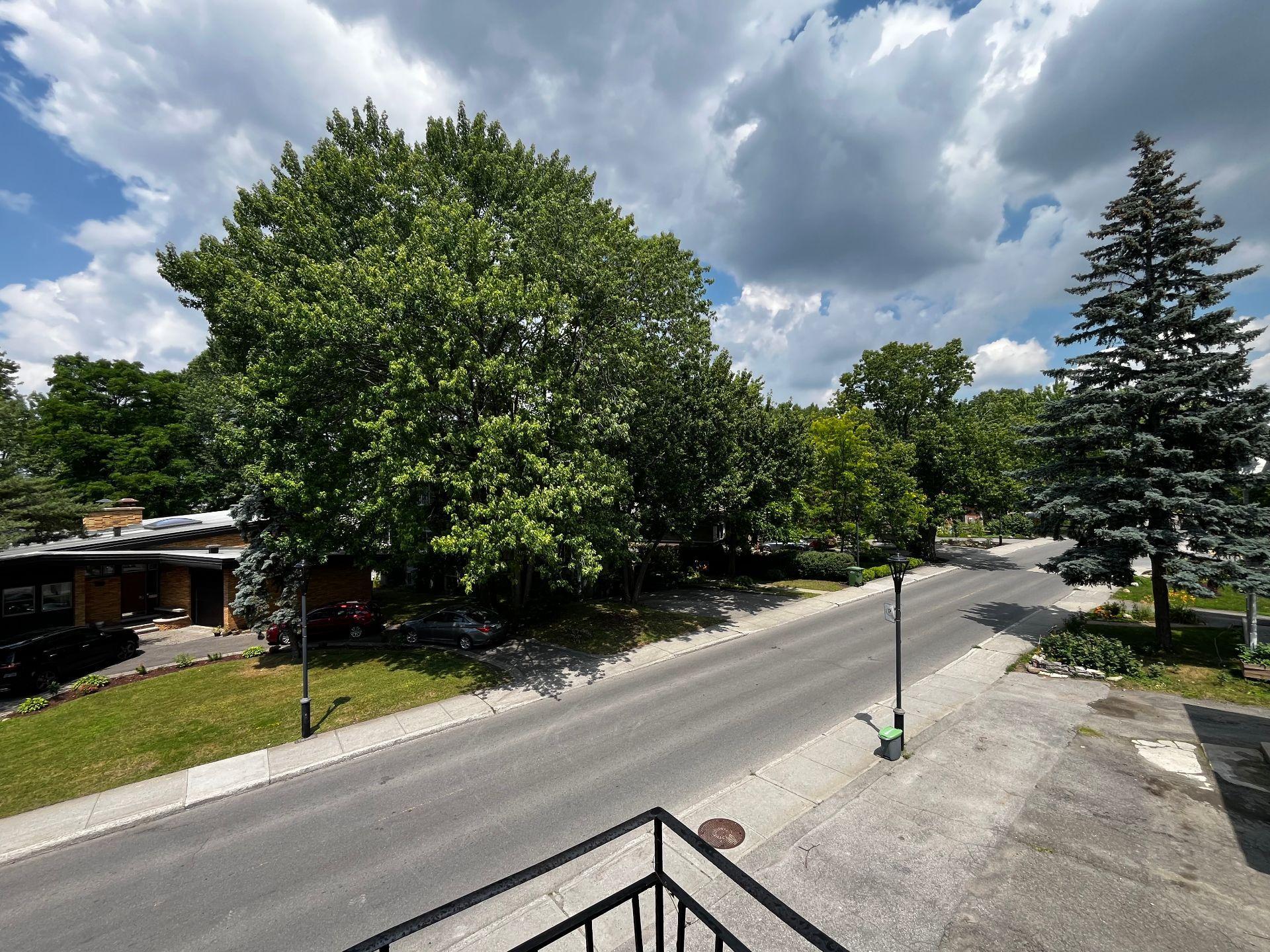 









1642


Boul. Gouin O.

,
Montréal (Ahuntsic-Cartierville),




QC
H3M1A9


