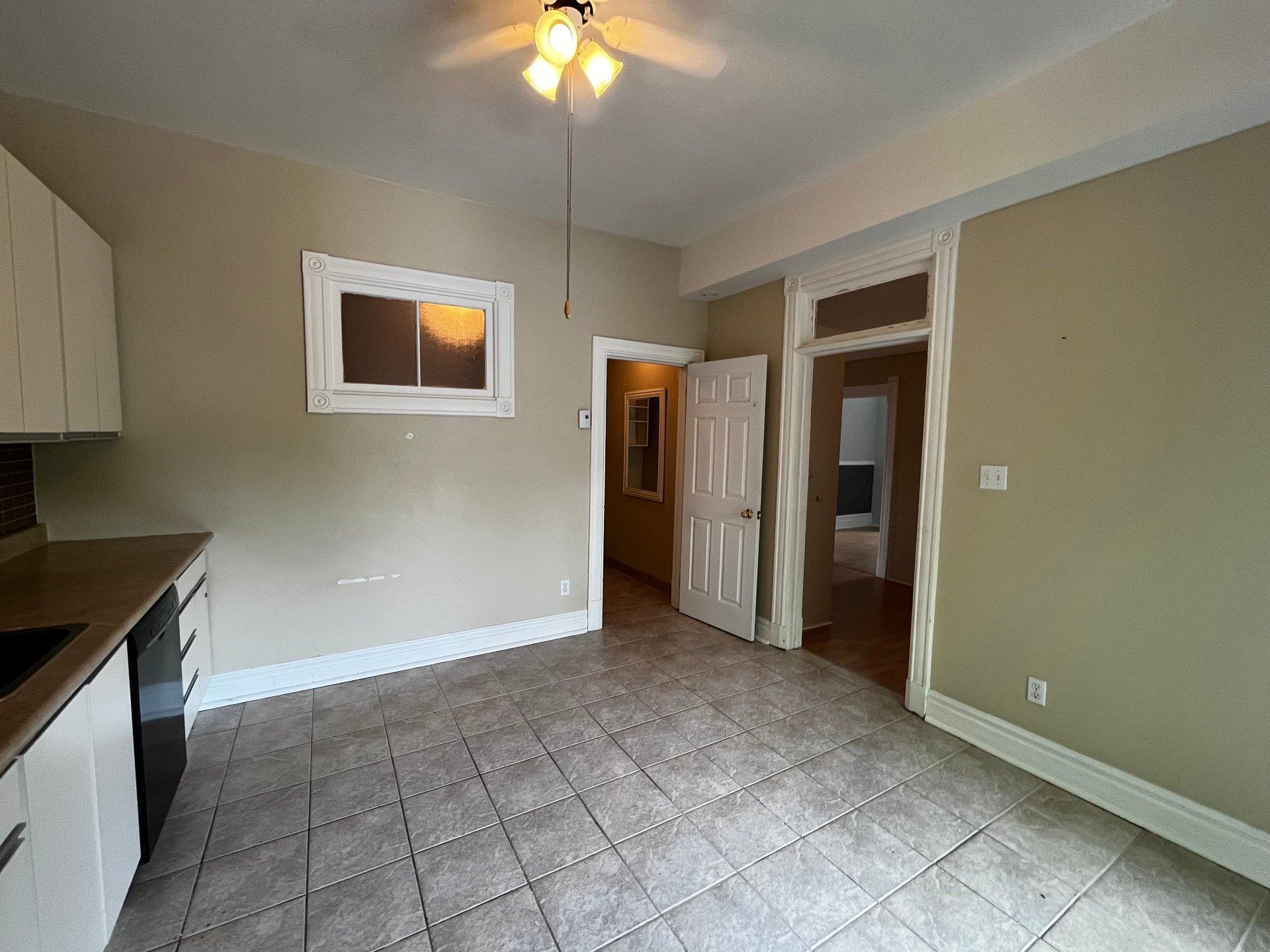 









1642


Boul. Gouin O.

,
Montréal (Ahuntsic-Cartierville),




QC
H3M1A9

