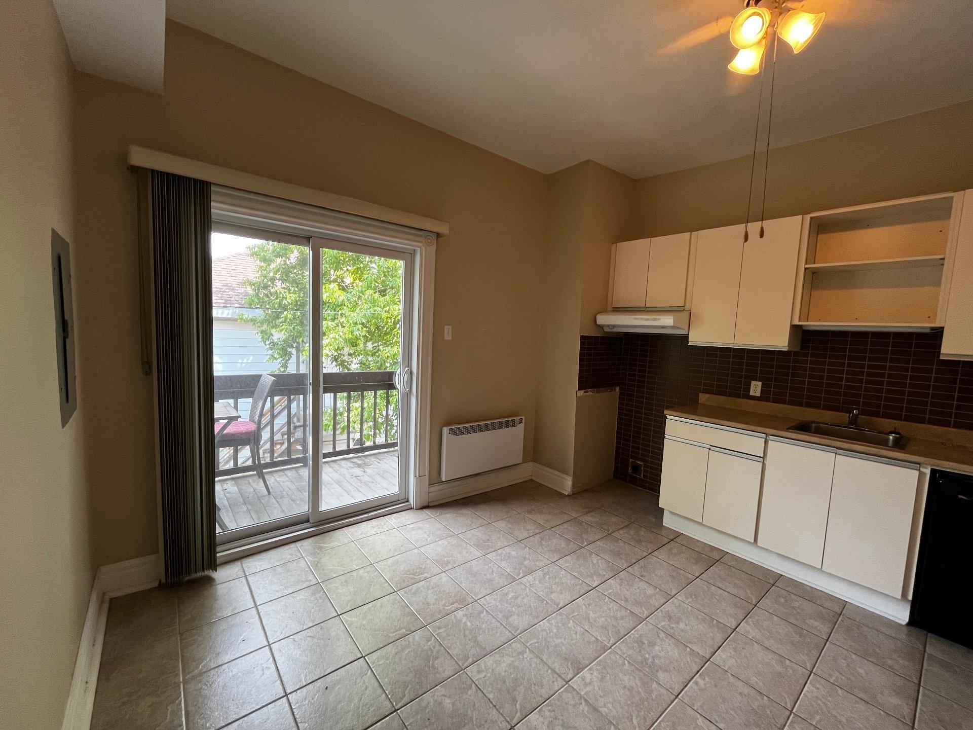 









1642


Boul. Gouin O.

,
Montréal (Ahuntsic-Cartierville),




QC
H3M1A9

