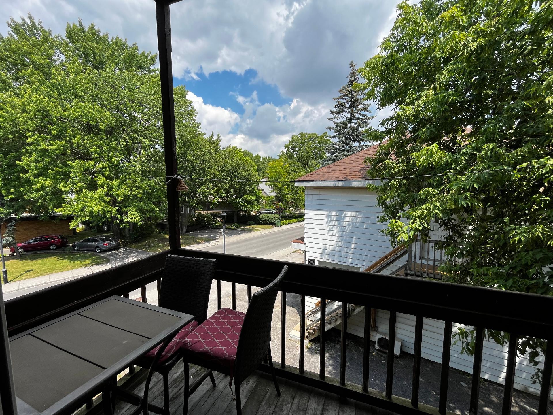 









1642


Boul. Gouin O.

,
Montréal (Ahuntsic-Cartierville),




QC
H3M1A9


