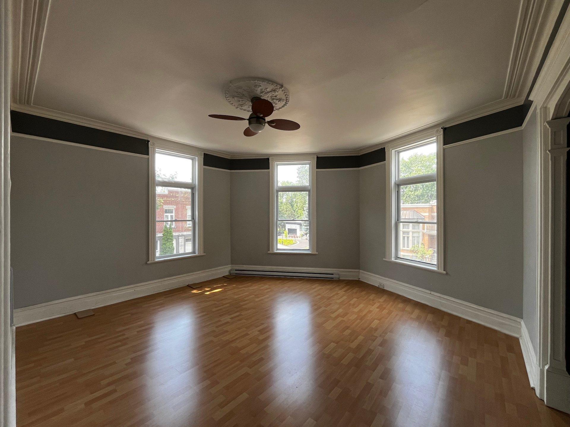 









1642


Boul. Gouin O.

,
Montréal (Ahuntsic-Cartierville),




QC
H3M1A9

