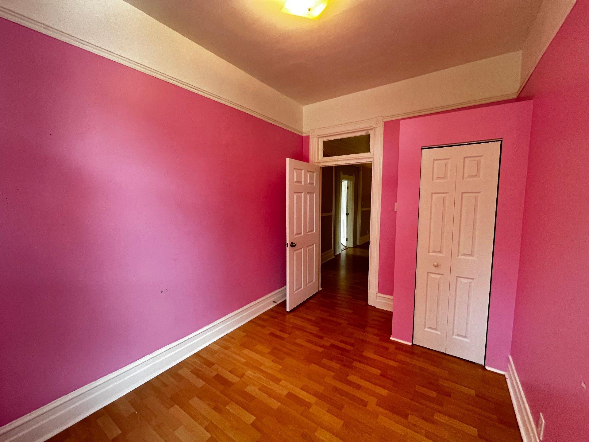 









1642


Boul. Gouin O.

,
Montréal (Ahuntsic-Cartierville),




QC
H3M1A9


