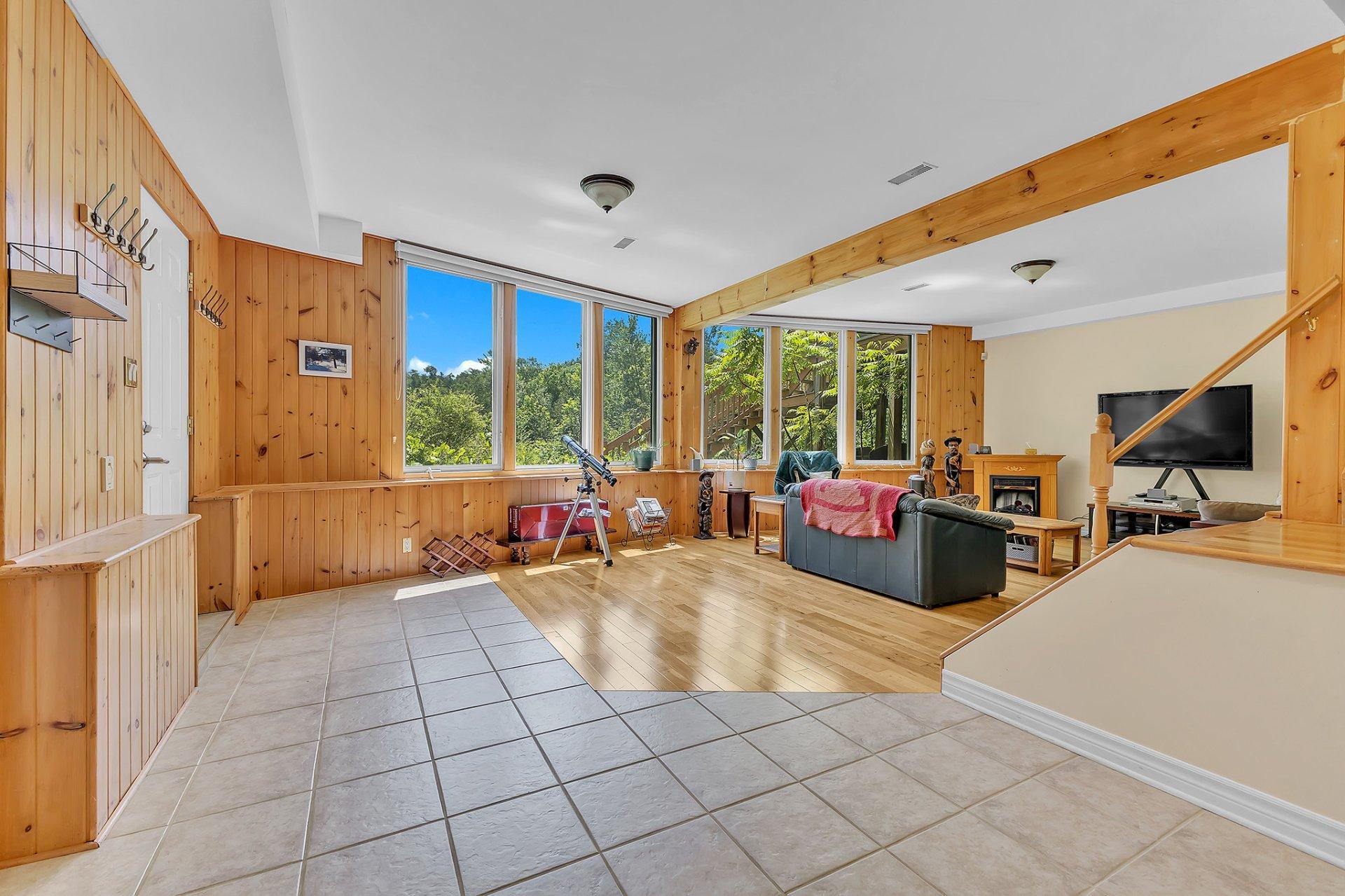 









160


Ch. Blackburn

,
Val-des-Monts,




QC
J8N6A9

