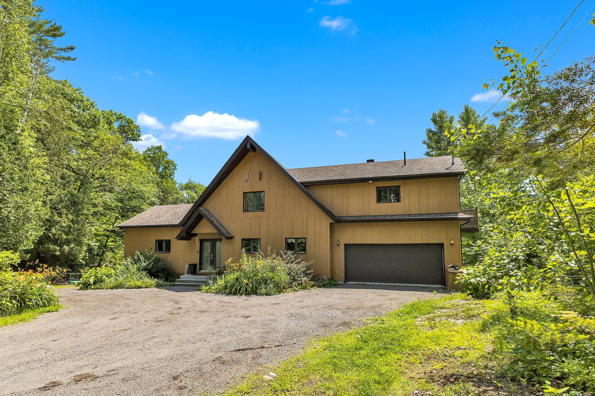 









160


Ch. Blackburn

,
Val-des-Monts,




QC
J8N6A9

