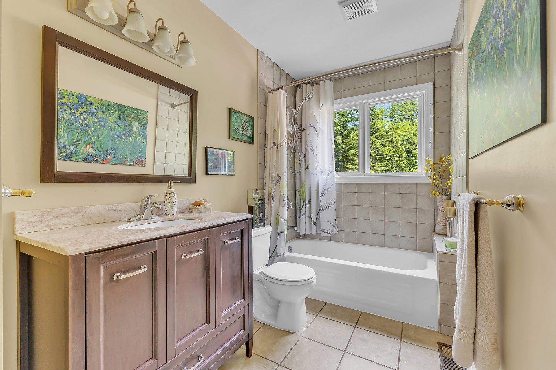 









160


Ch. Blackburn

,
Val-des-Monts,




QC
J8N6A9

