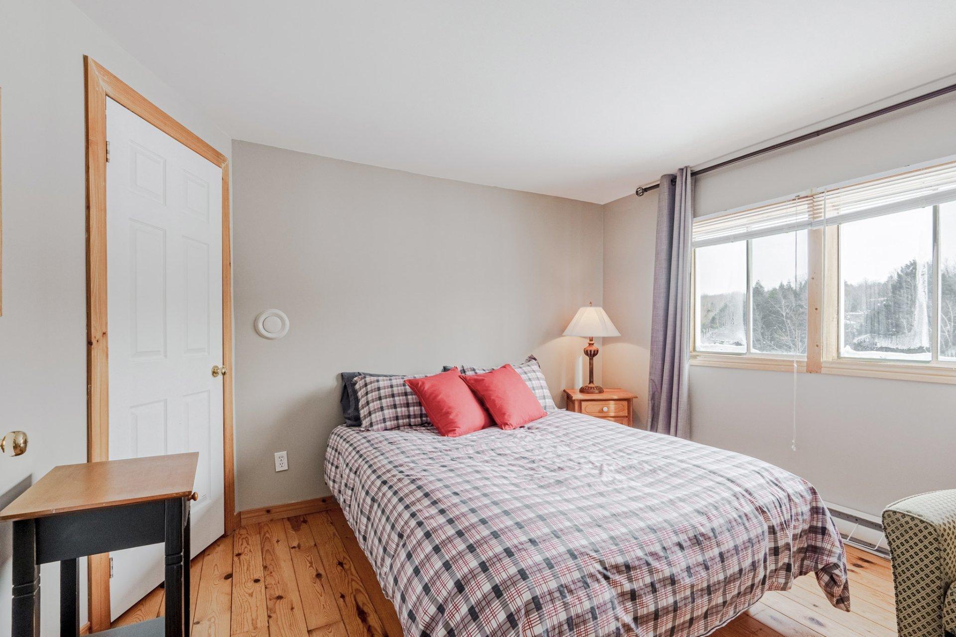 









498


Ch. de l'Auberge

,
Racine,




QC
J0E1Y0

