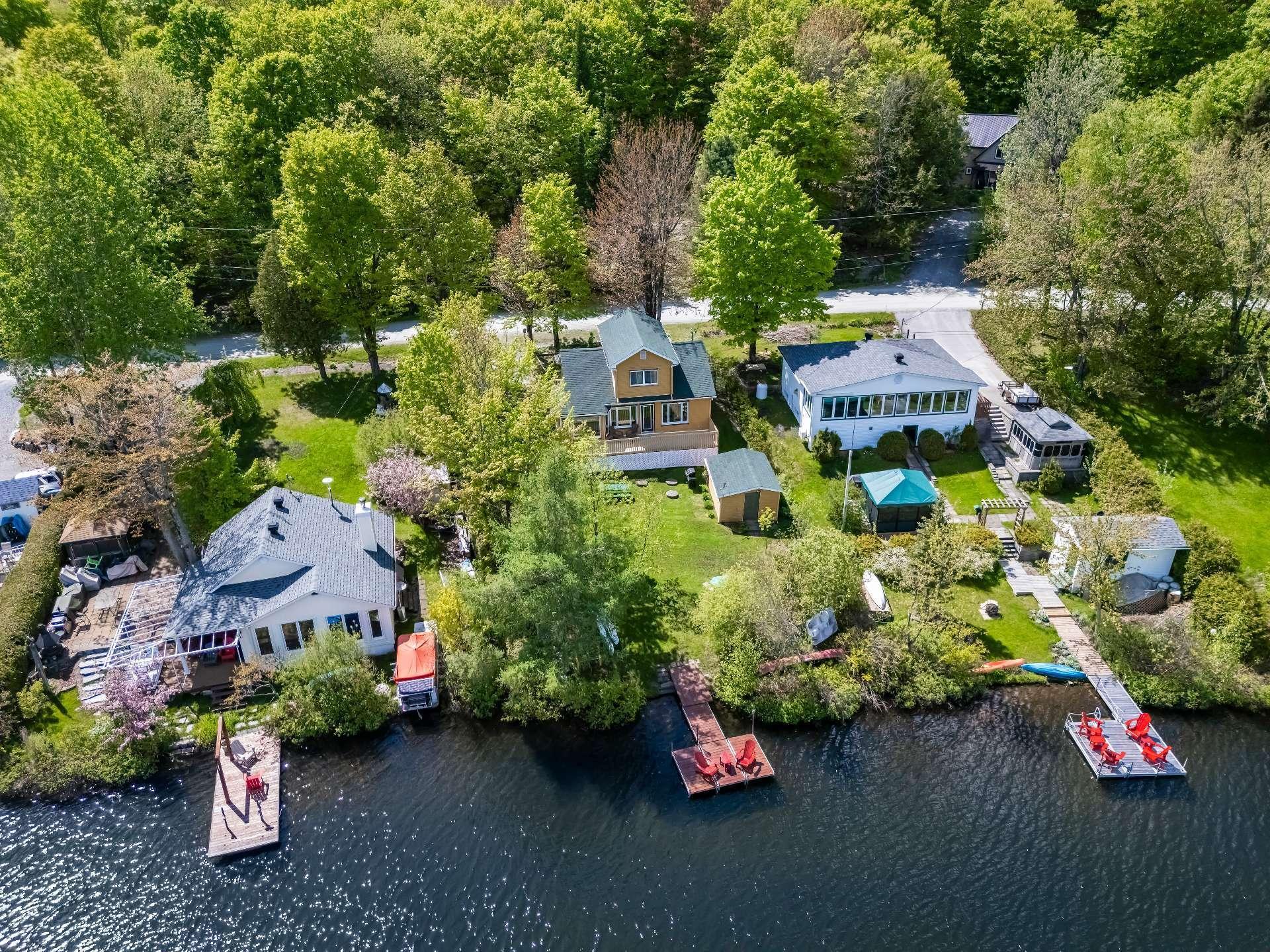 









498


Ch. de l'Auberge

,
Racine,




QC
J0E1Y0

