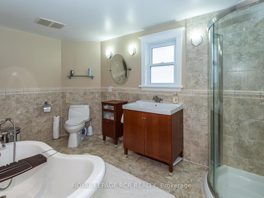 









53


Metcalfe

Street,
Aurora,




ON
L4G 1E5

