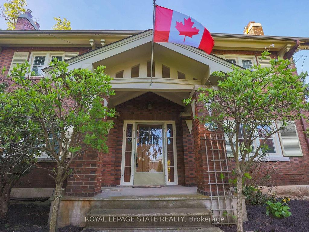 









102


Main

Street East,
Grimsby,




ON
L3M 1N8

