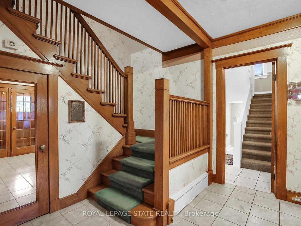 









102


Main

Street East,
Grimsby,




ON
L3M 1N8

