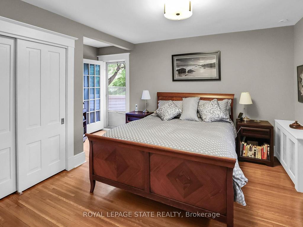









102


Main

Street East,
Grimsby,




ON
L3M 1N8

