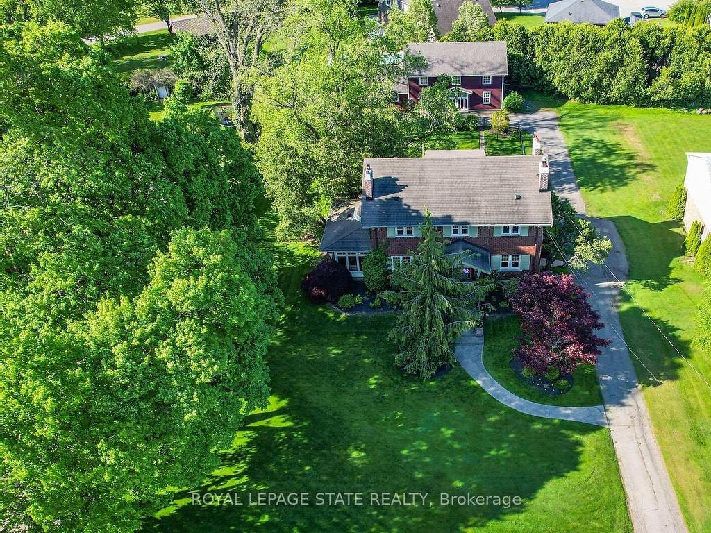 









102


Main

Street East,
Grimsby,




ON
L3M 1N8

