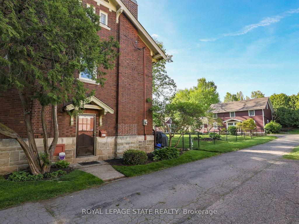 









102


Main

Street East,
Grimsby,




ON
L3M 1N8

