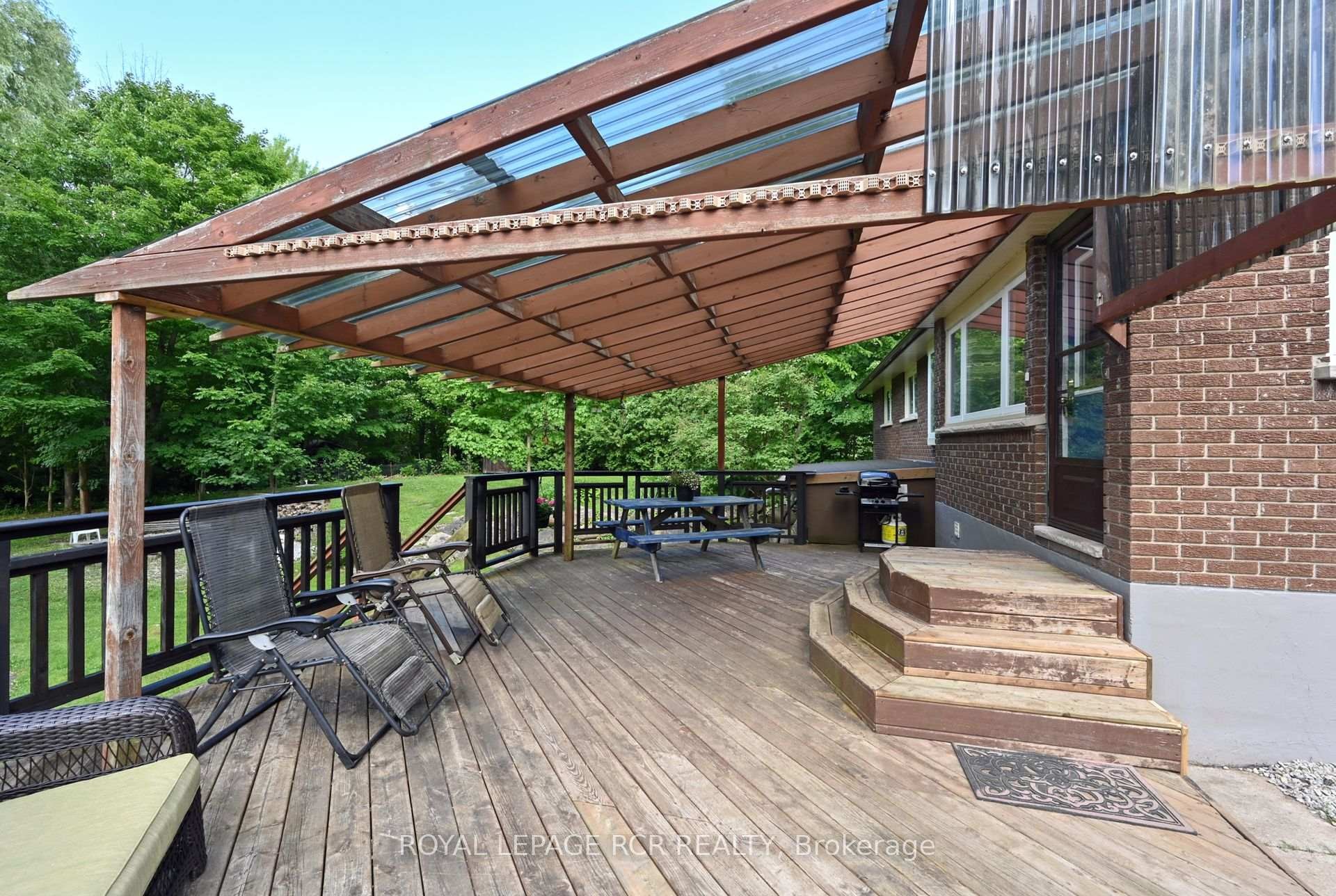 









14007


Fifth

Line,
Halton Hills,




ON
L0P 1H0

