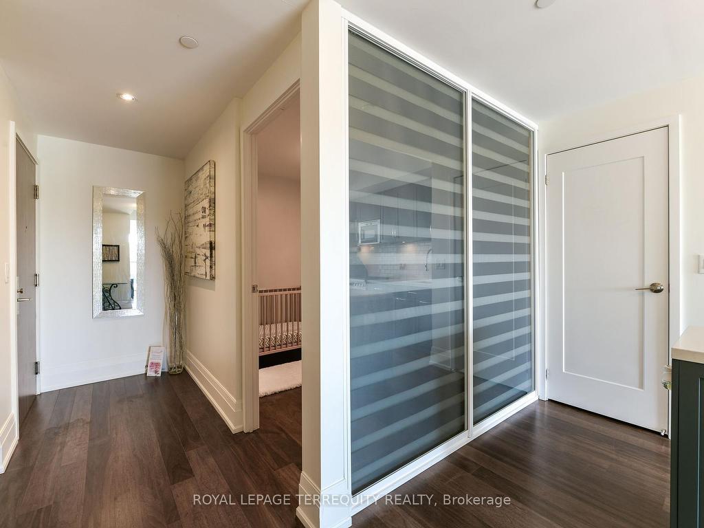 









25


Malcolm

Road, 501,
Toronto,




ON
M4G 0C1


