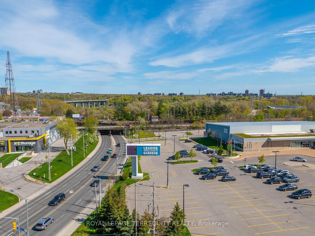 









25


Malcolm

Road, 501,
Toronto,




ON
M4G 0C1

