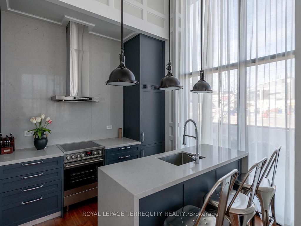 









25


Malcolm

Road, 501,
Toronto,




ON
M4G 0C1

