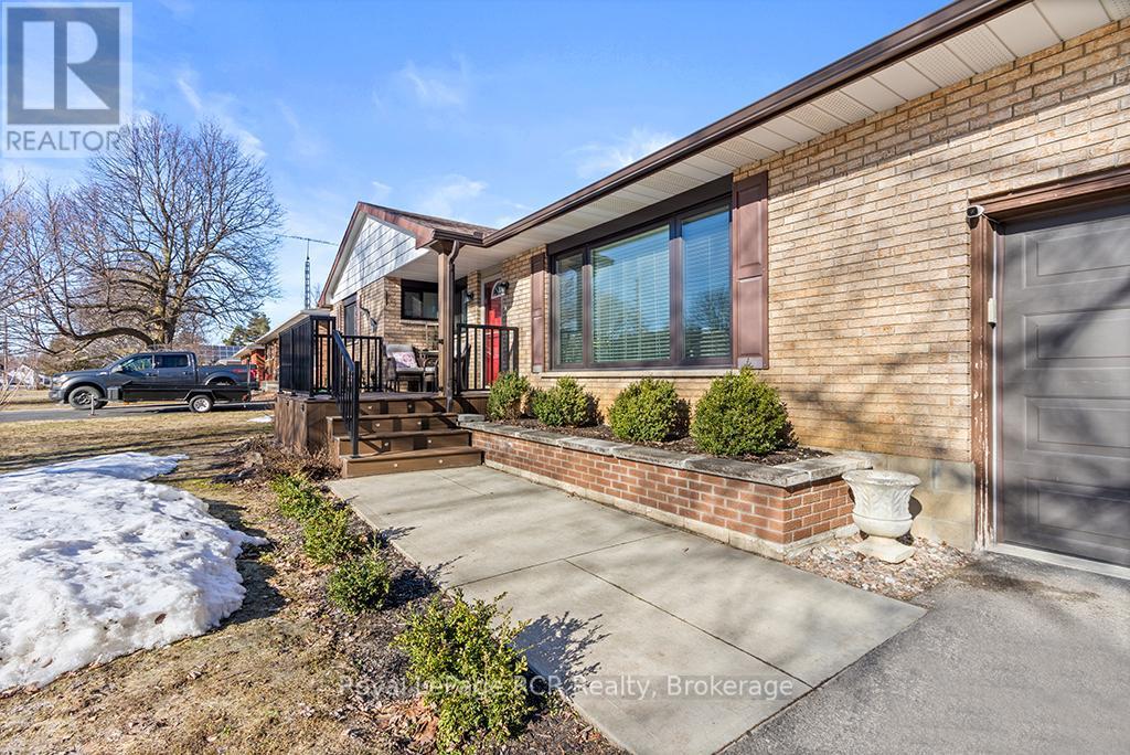 












4109 COUNTY ROAD 124 ROAD

,
Clearview (Nottawa),




Ontario
L0M1P0


