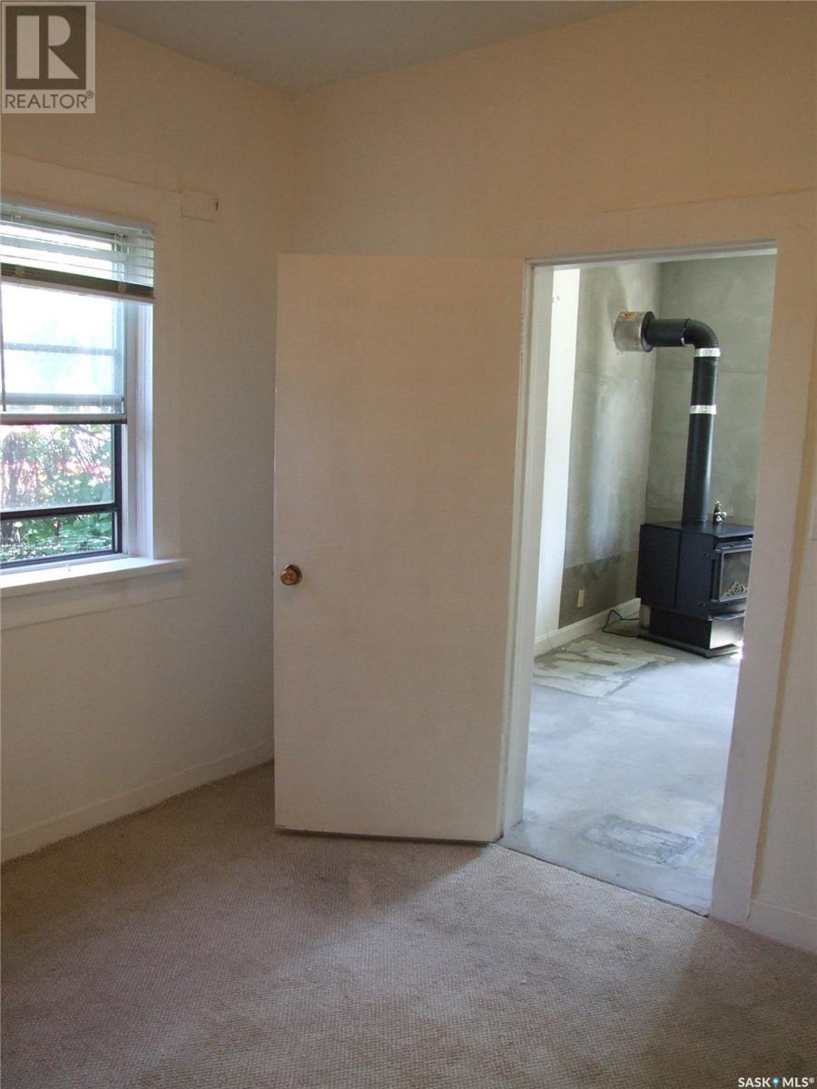 












150 2nd STREET E

,
Fox Valley,




Saskatchewan
S0N0V0

