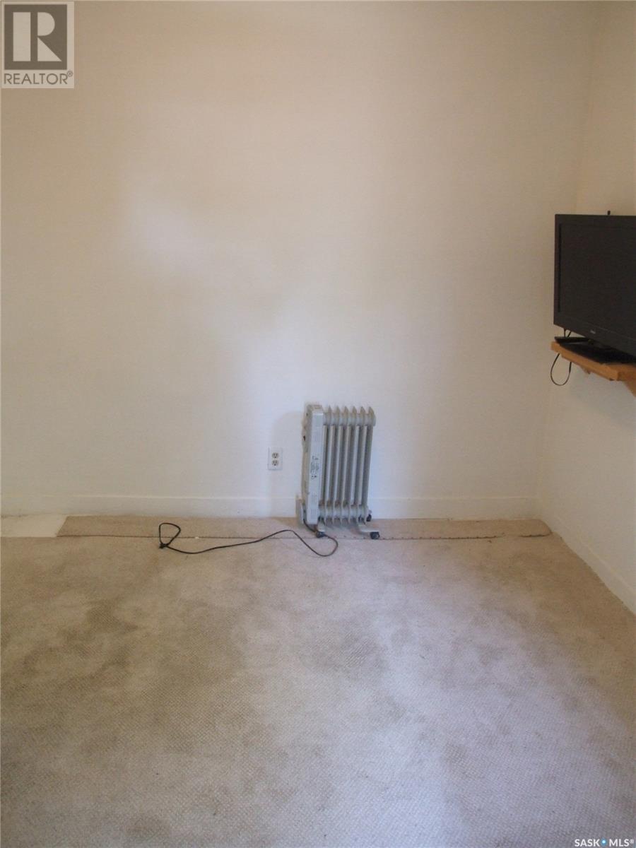 












150 2nd STREET E

,
Fox Valley,




Saskatchewan
S0N0V0

