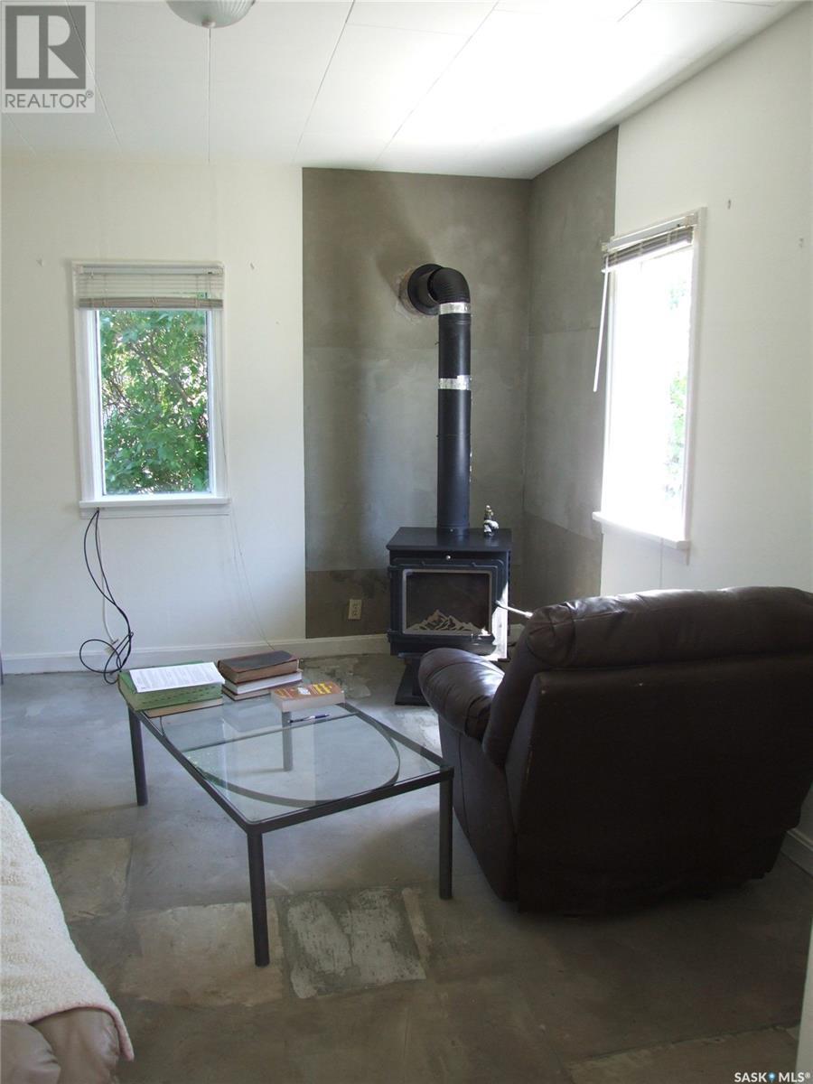 












150 2nd STREET E

,
Fox Valley,




Saskatchewan
S0N0V0

