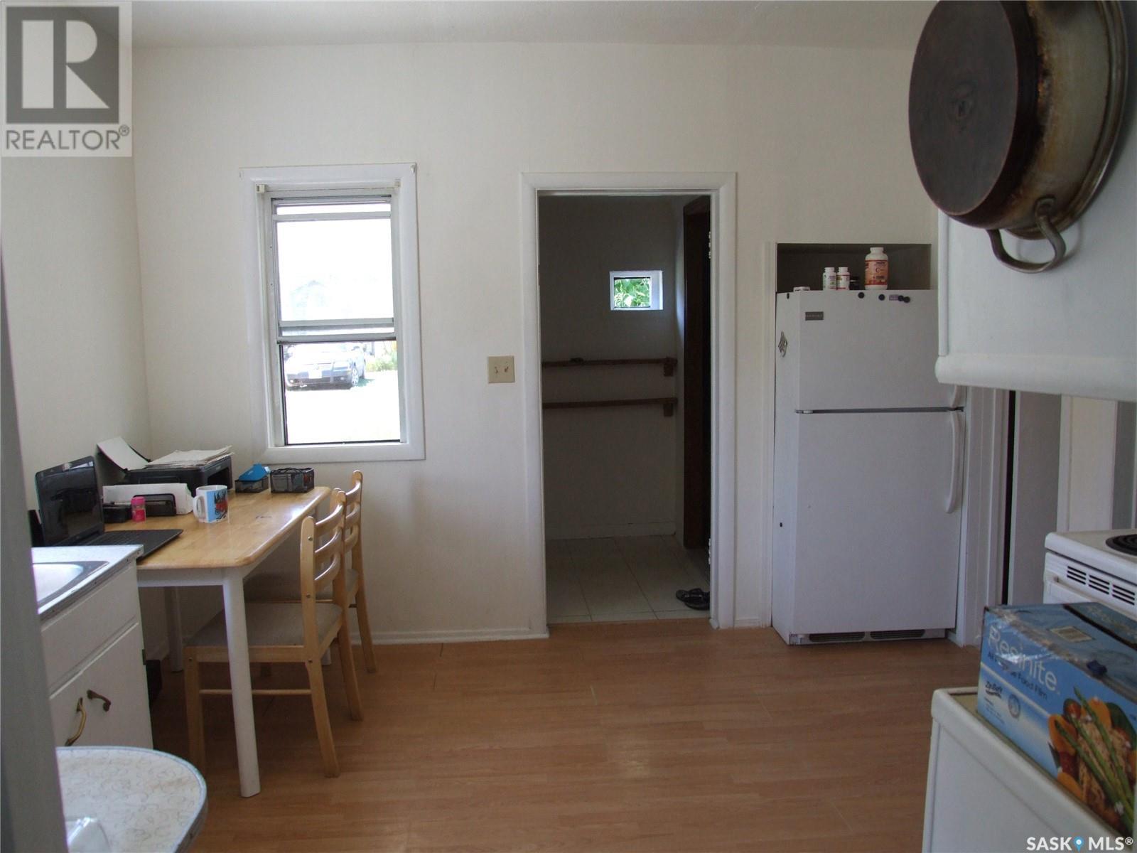 












150 2nd STREET E

,
Fox Valley,




Saskatchewan
S0N0V0

