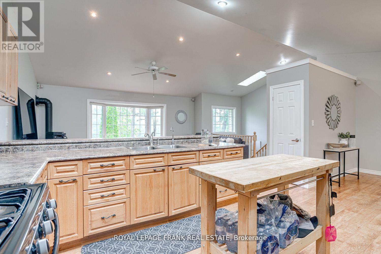 












10913 COUNTY 9 ROAD

,
Alnwick/Haldimand,




Ontario
K0K2X0

