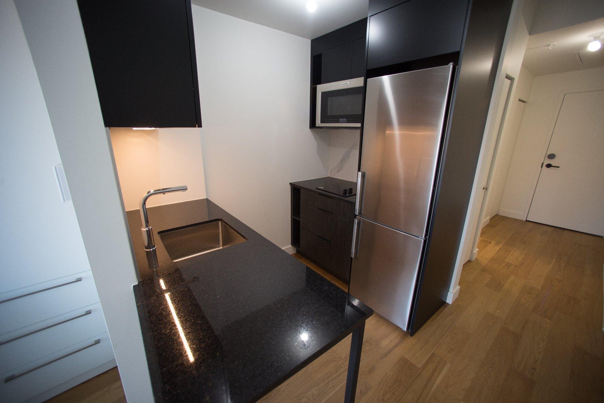 









1550


Rue des Bassins

, 312,
Montréal (Le Sud-Ouest),




QC
H3C0W5


