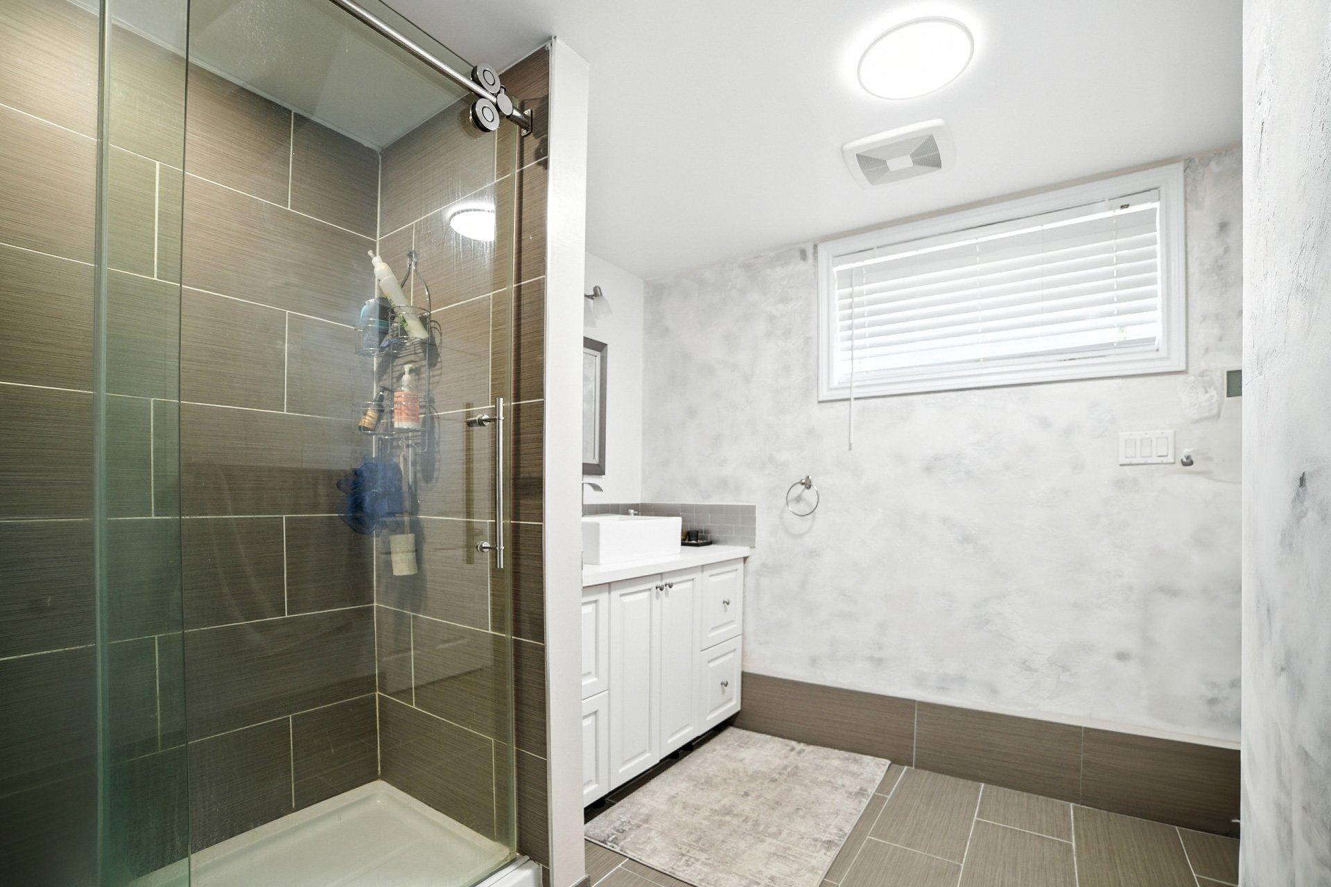 









88


Imp. des Vents

,
Gatineau (Gatineau),




QC
J8R4A8

