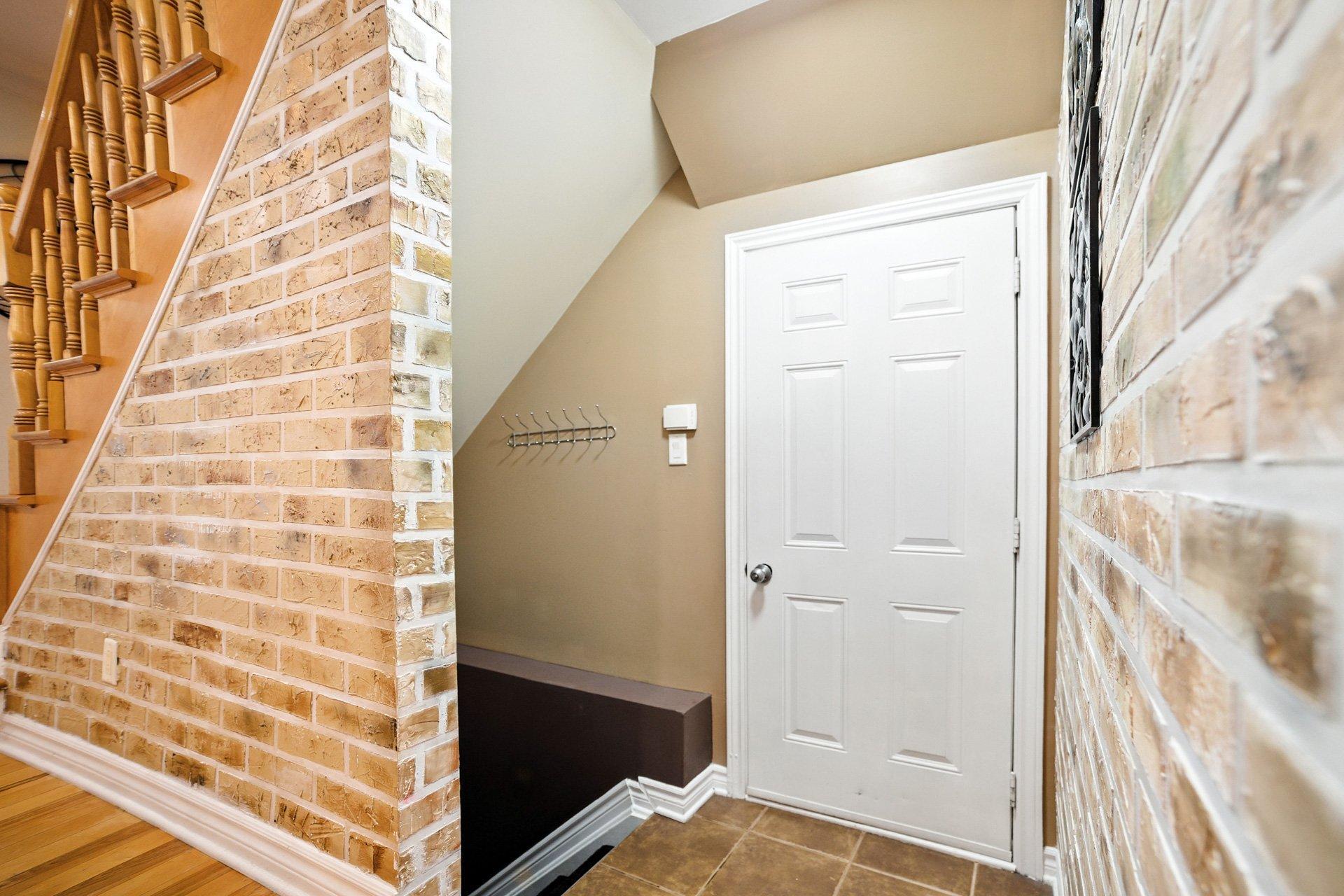 









88


Imp. des Vents

,
Gatineau (Gatineau),




QC
J8R4A8


