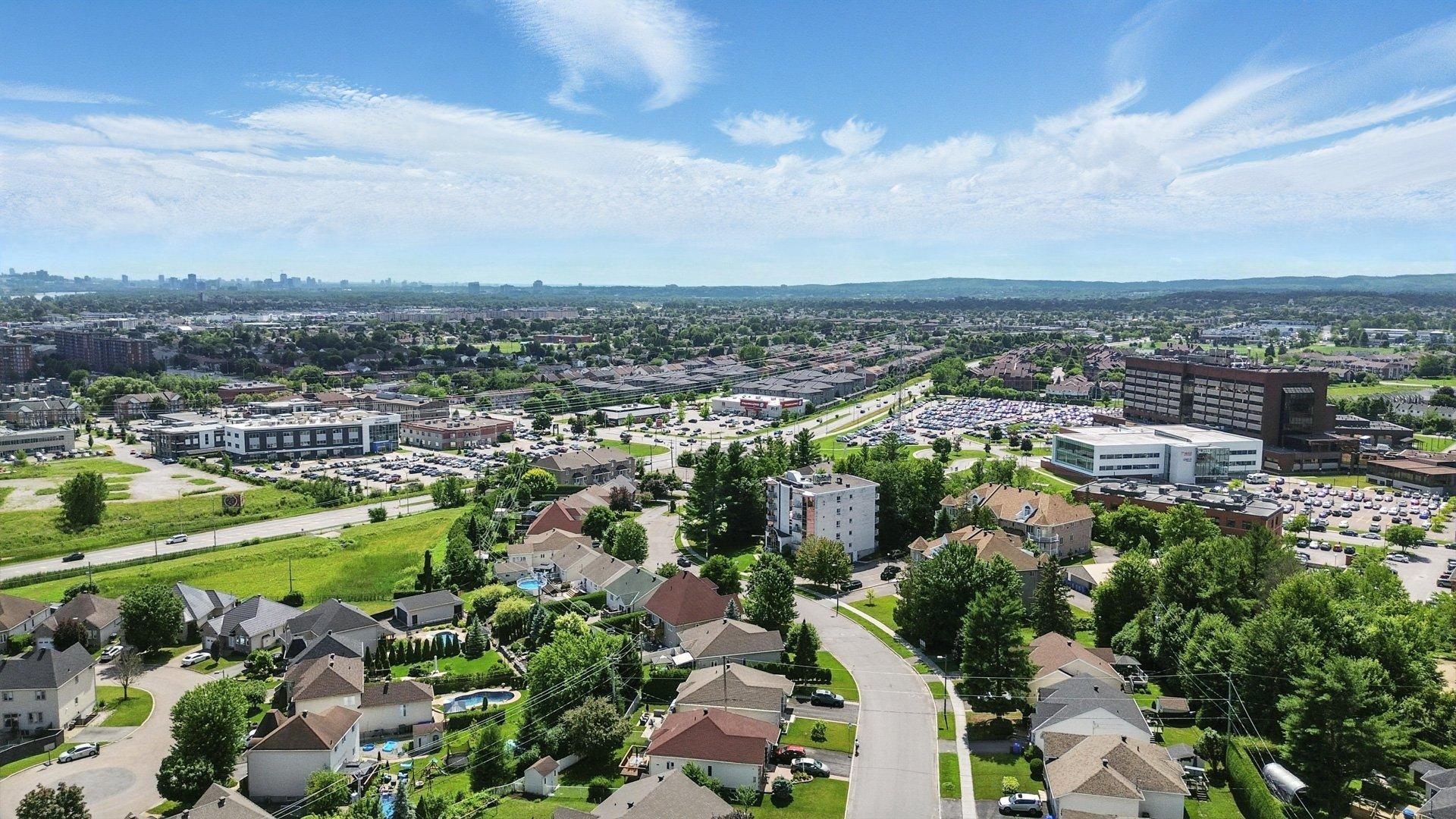 









88


Imp. des Vents

,
Gatineau (Gatineau),




QC
J8R4A8


