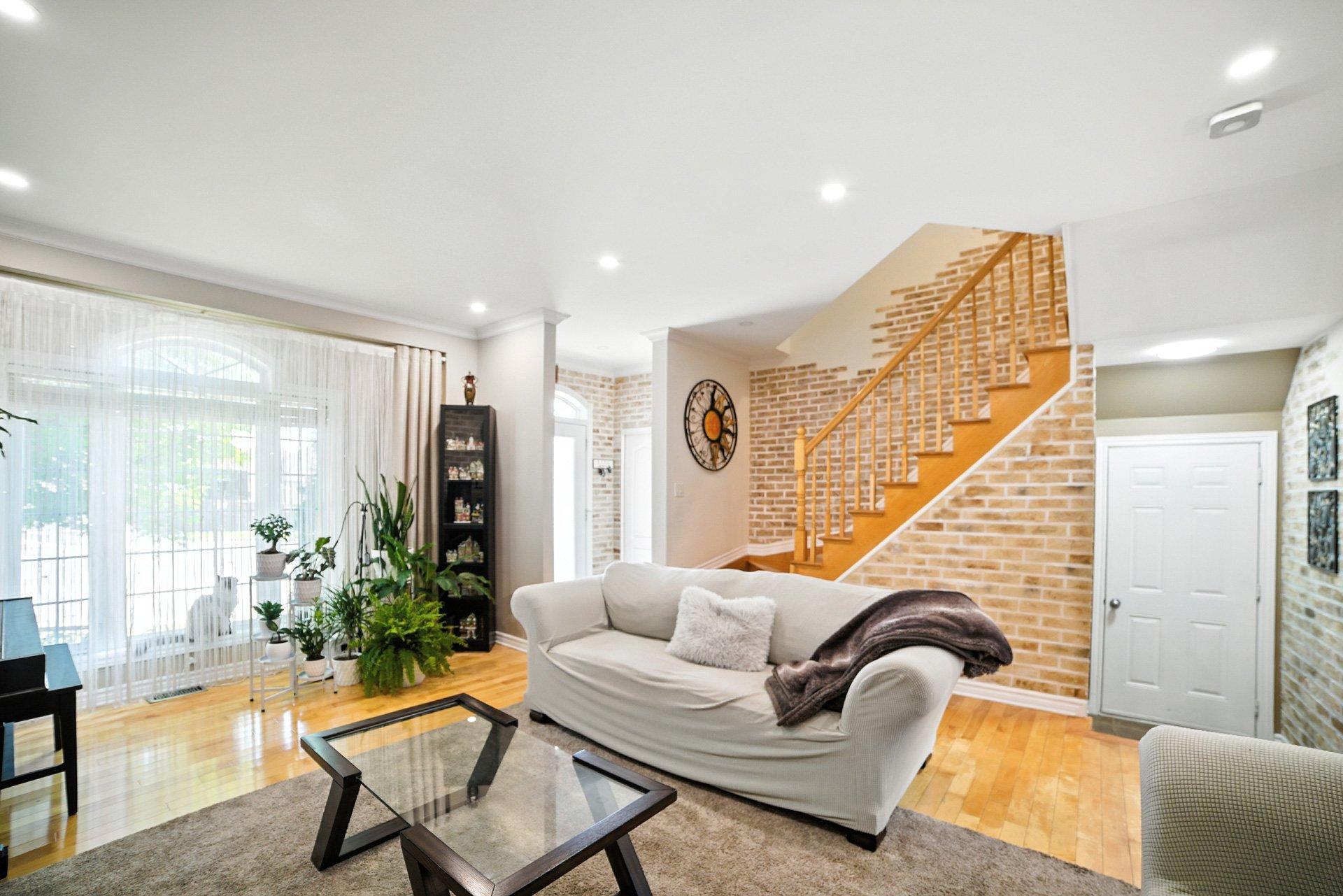 









88


Imp. des Vents

,
Gatineau (Gatineau),




QC
J8R4A8

