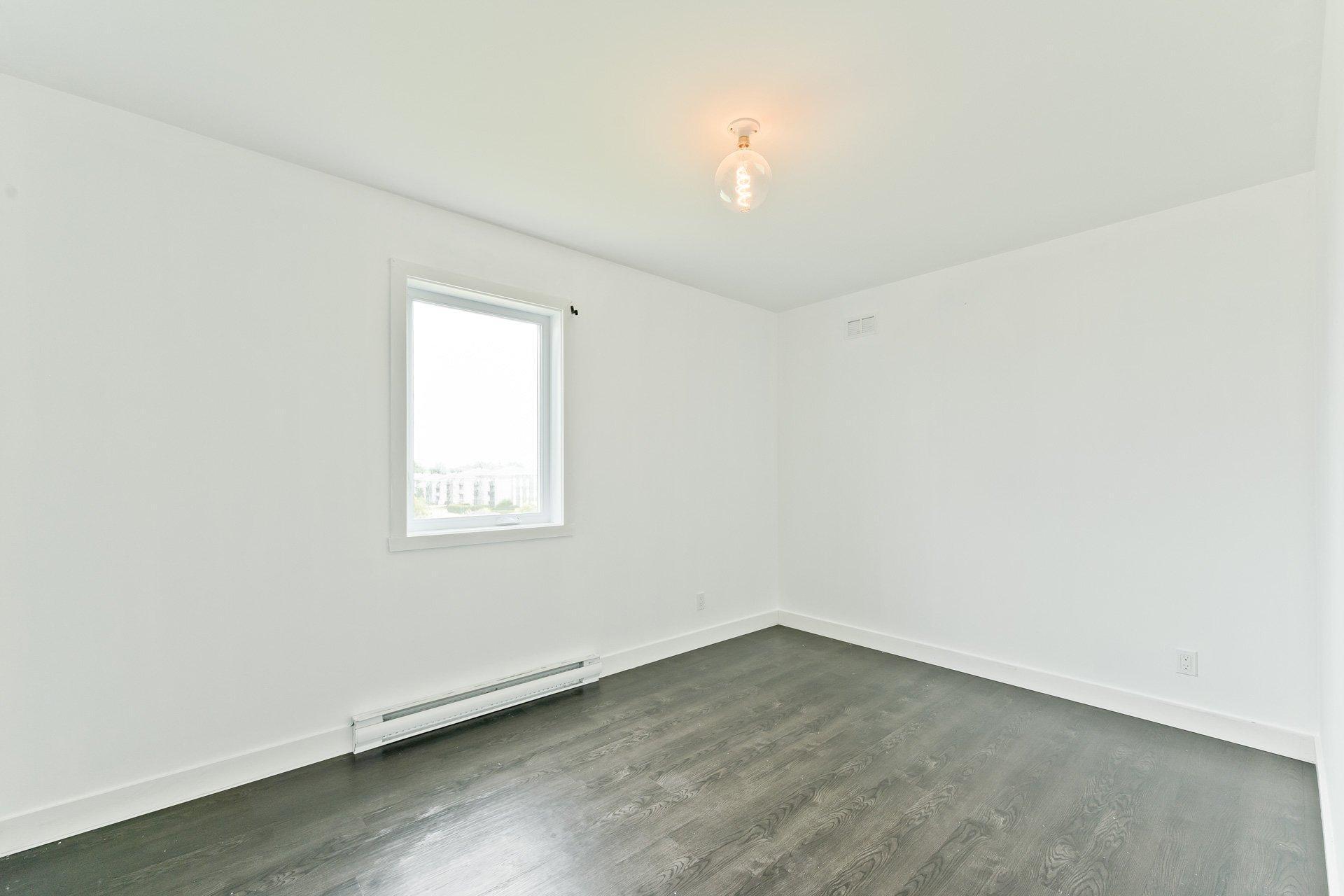 









3810


Rue Émile-Chartier

,
Sherbrooke (Les Nations),




QC
J1L0H7

