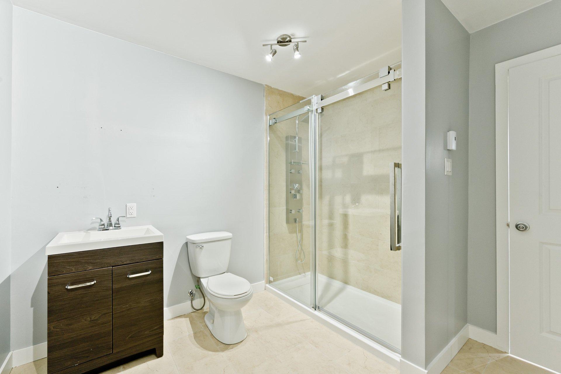 









3810


Rue Émile-Chartier

,
Sherbrooke (Les Nations),




QC
J1L0H7

