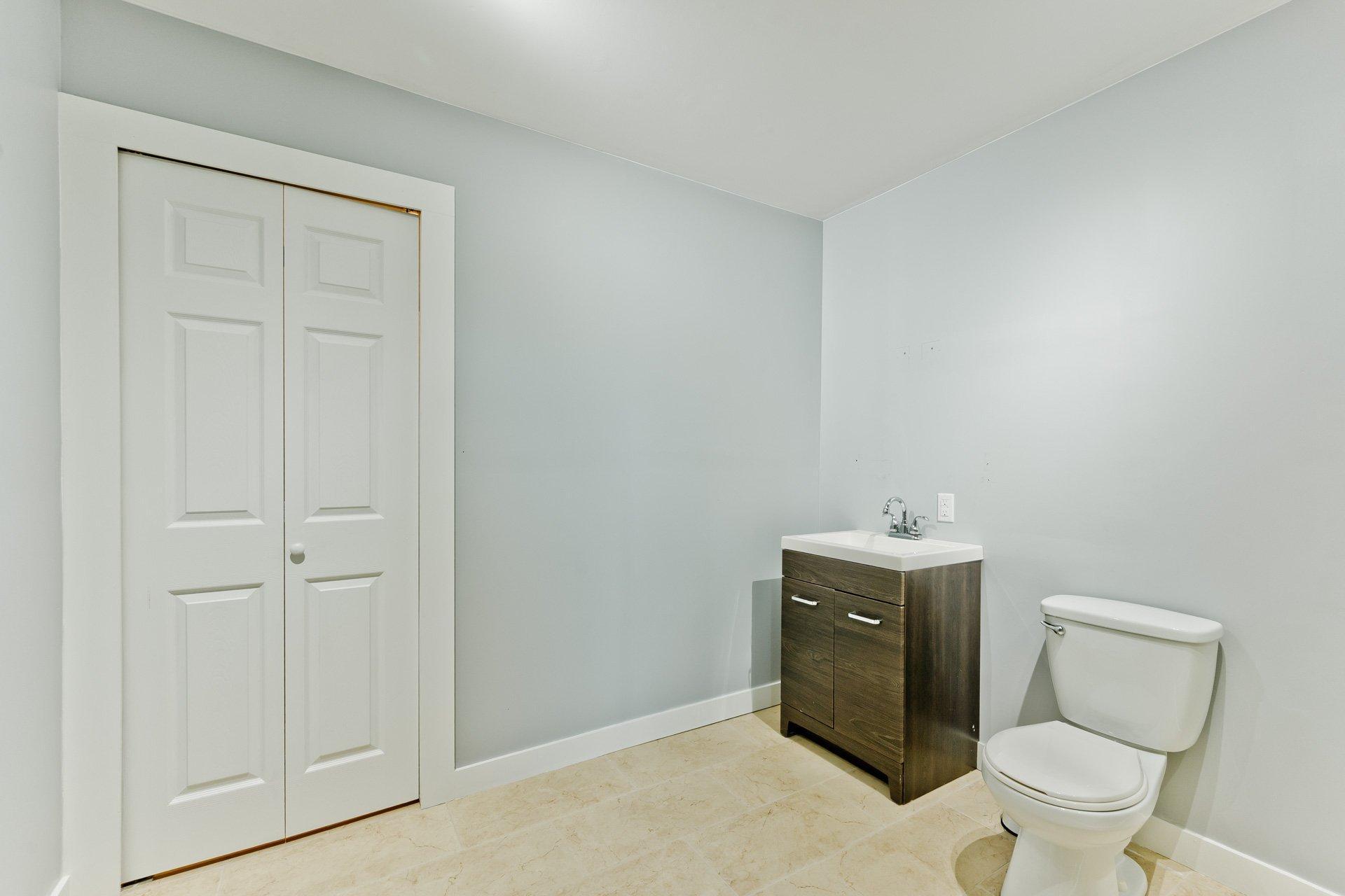 









3810


Rue Émile-Chartier

,
Sherbrooke (Les Nations),




QC
J1L0H7

