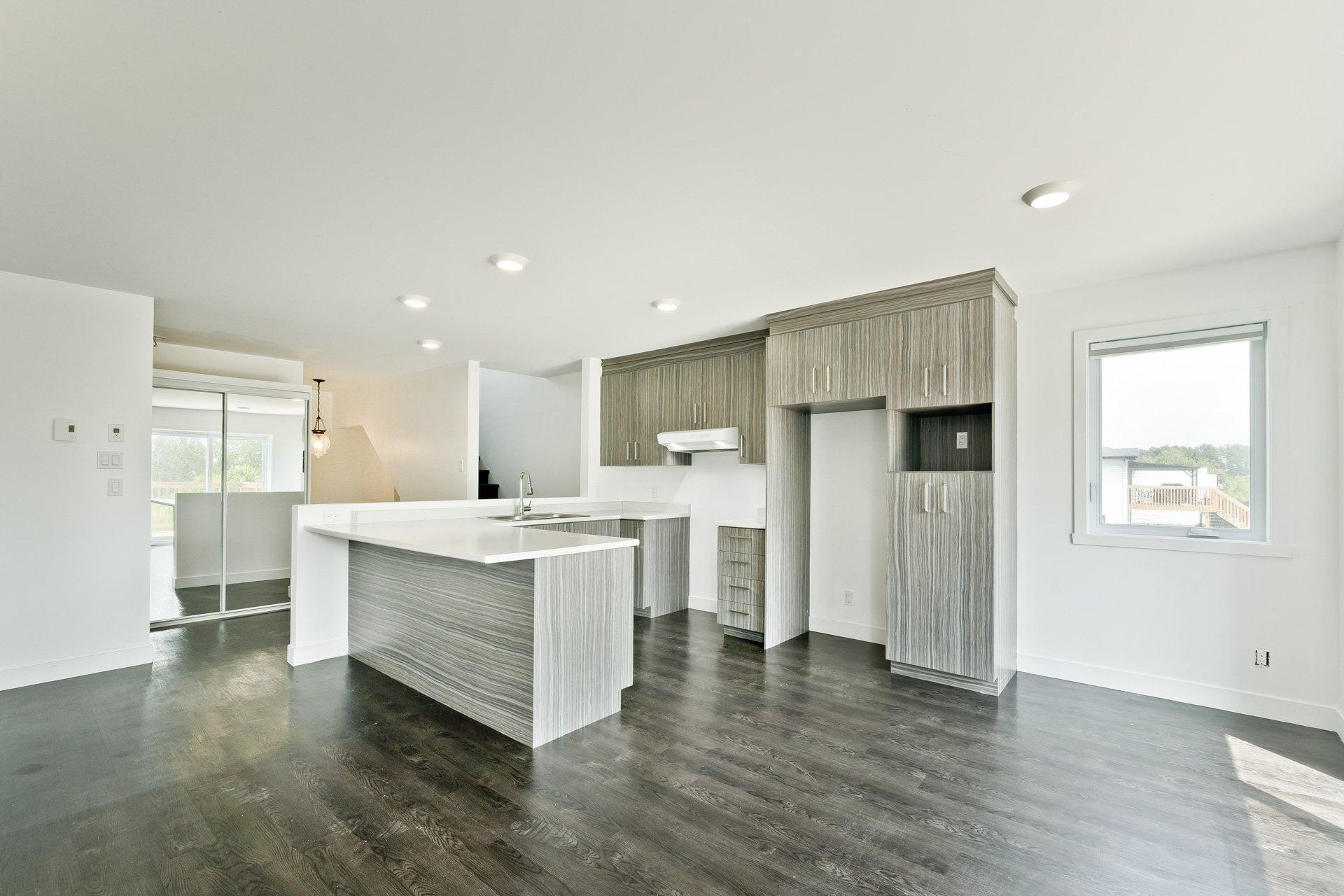 









3810


Rue Émile-Chartier

,
Sherbrooke (Les Nations),




QC
J1L0H7

