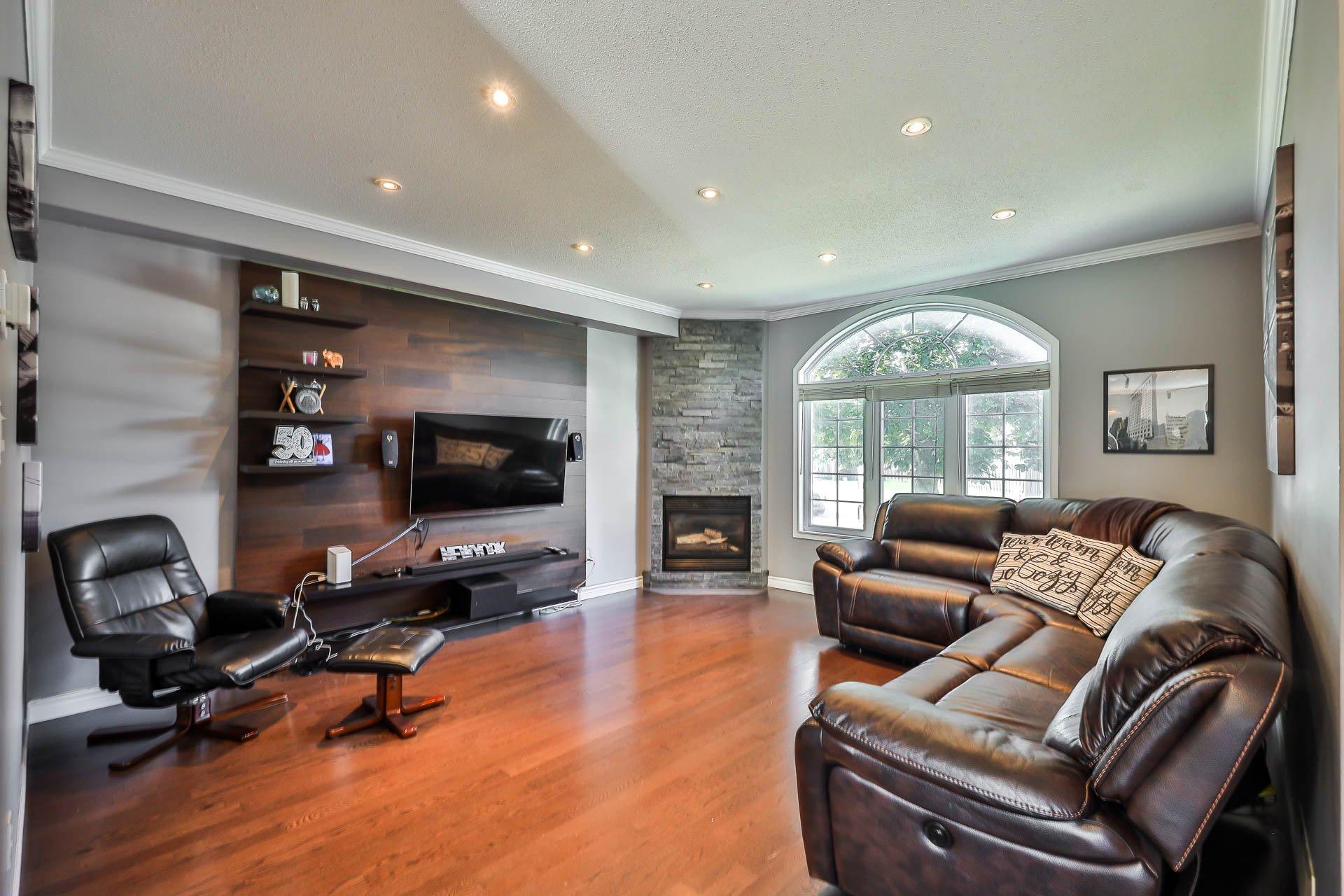 









284


Rue de Charny

,
Gatineau (Gatineau),




QC
J8R2Y4

