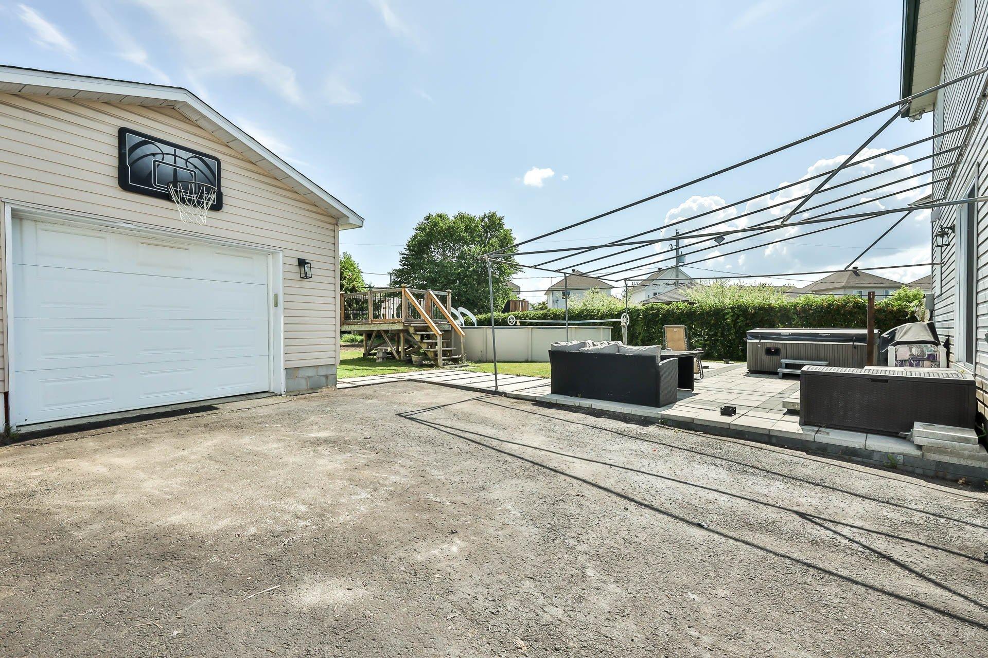 









284


Rue de Charny

,
Gatineau (Gatineau),




QC
J8R2Y4

