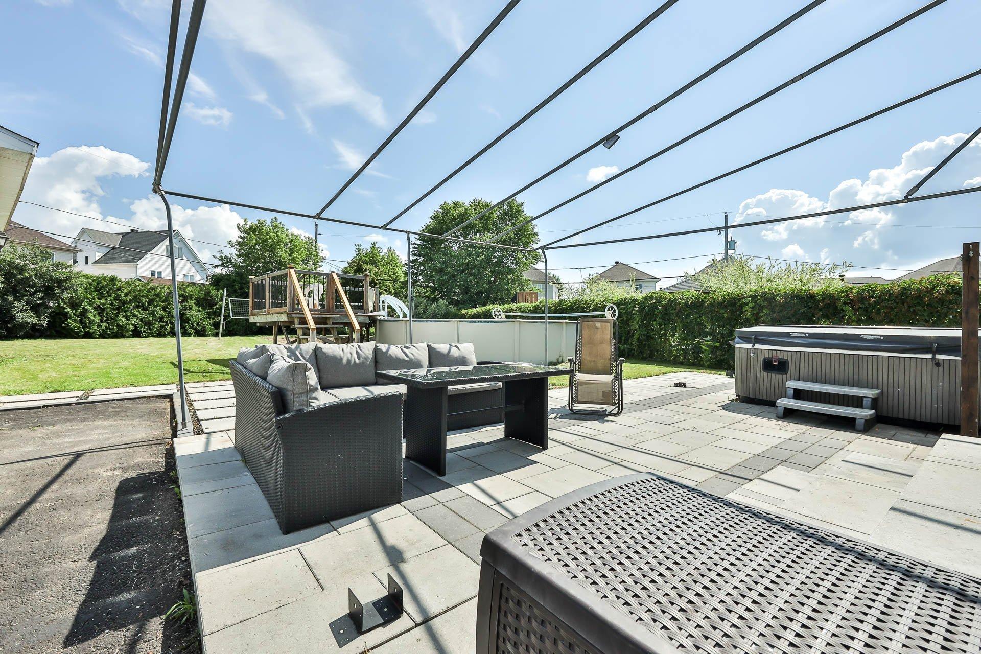 









284


Rue de Charny

,
Gatineau (Gatineau),




QC
J8R2Y4


