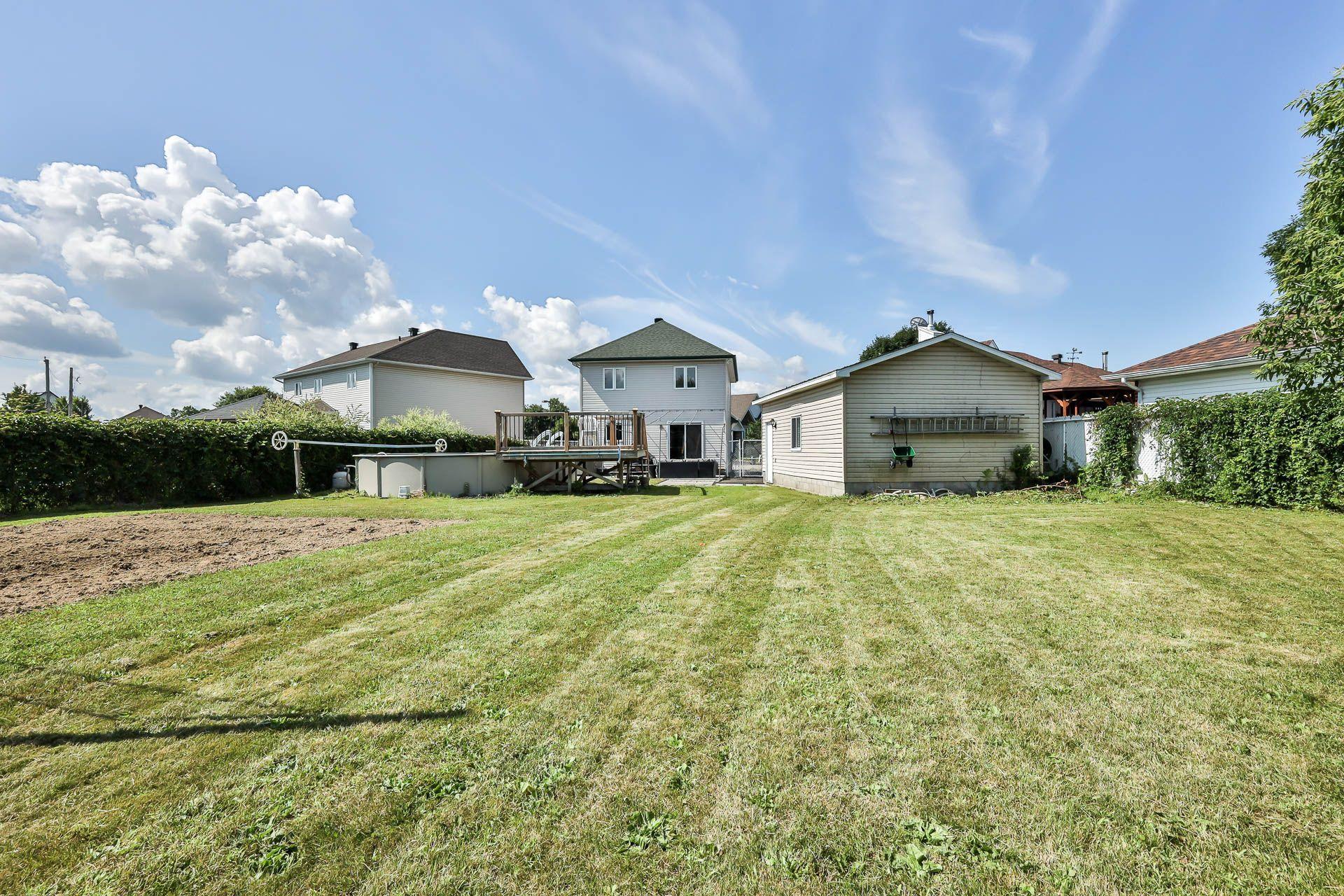 









284


Rue de Charny

,
Gatineau (Gatineau),




QC
J8R2Y4


